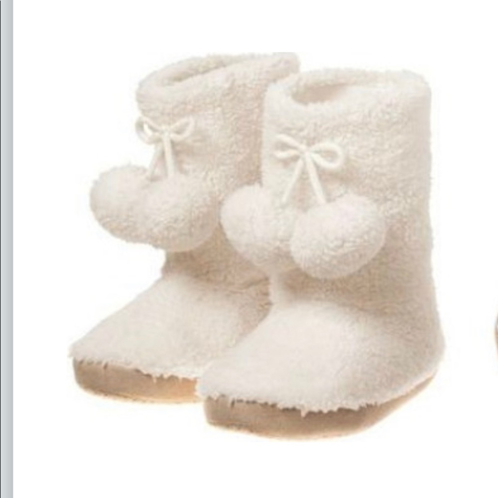 Gymboree Faux Fur Pom Pom Snow Princess Boots - Picture 9 of 9